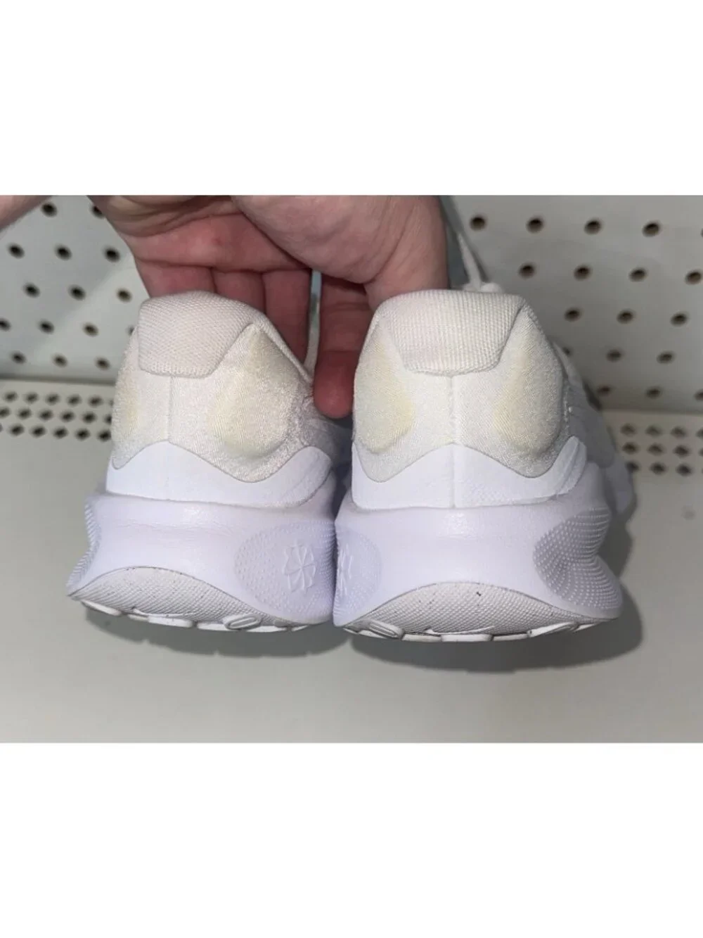 Nike excellent see